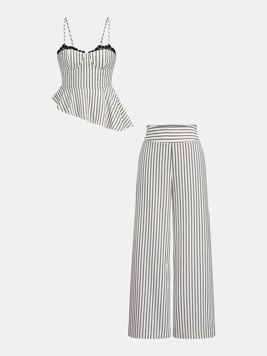 Conjunto de top peplum a rayas con encaje y pantalón