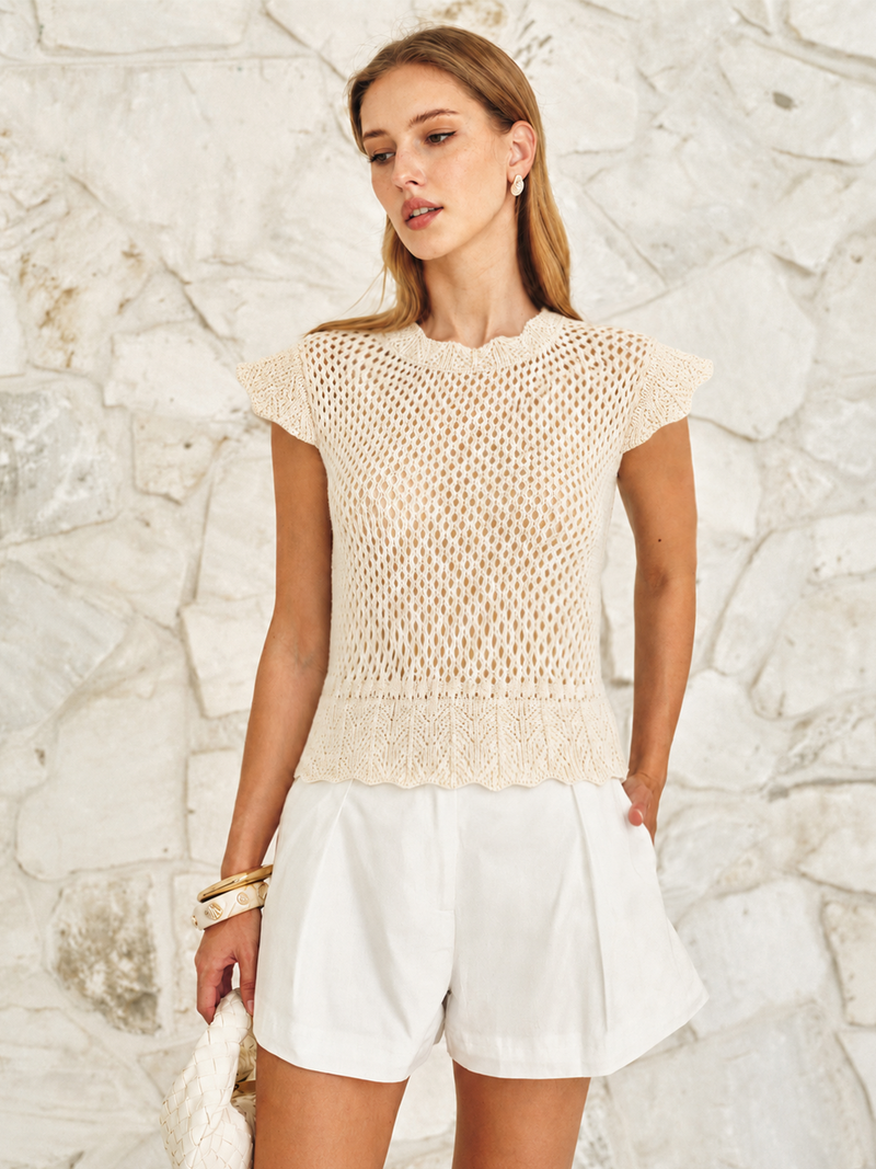 Top de punto de crochet calado con manga corta